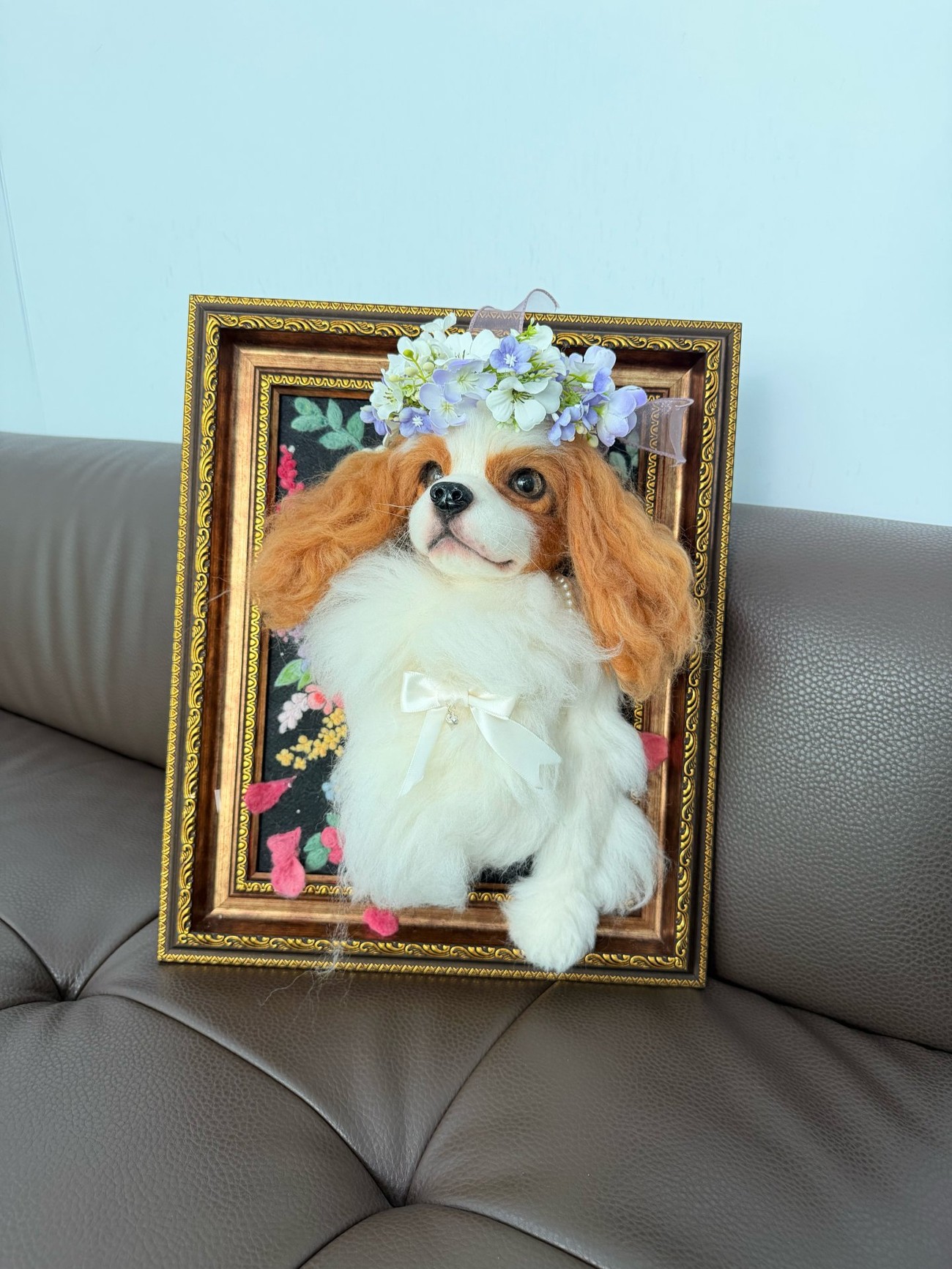 Handcrafted Padmori needle-felt pet portrait in a gilded frame